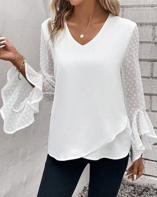 Elegante blouse met lange mouw en V-hals