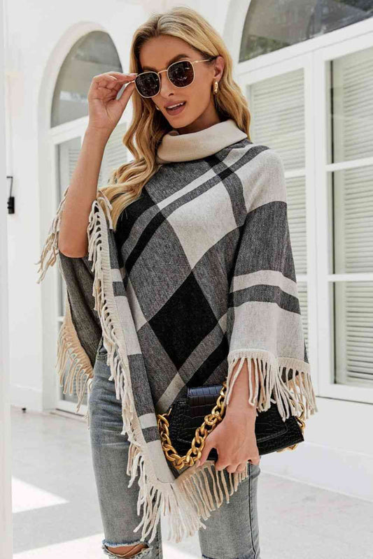 Nienke | Moderne geruite poncho